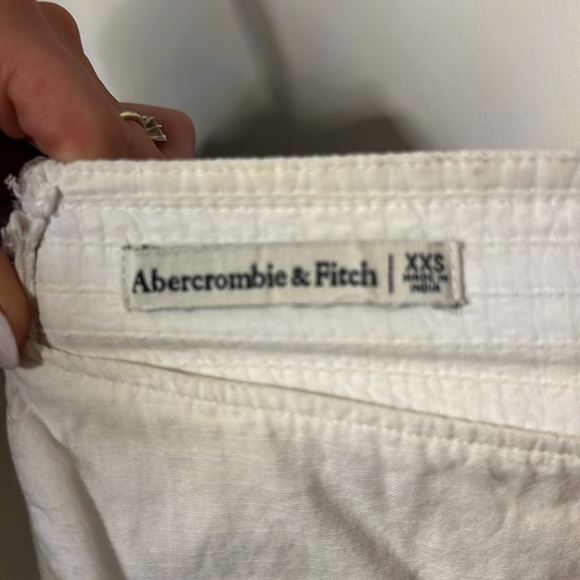 White Abercrombie & Fitch Scoop Neck Wrap Mini Dress - Picture 3 of 3